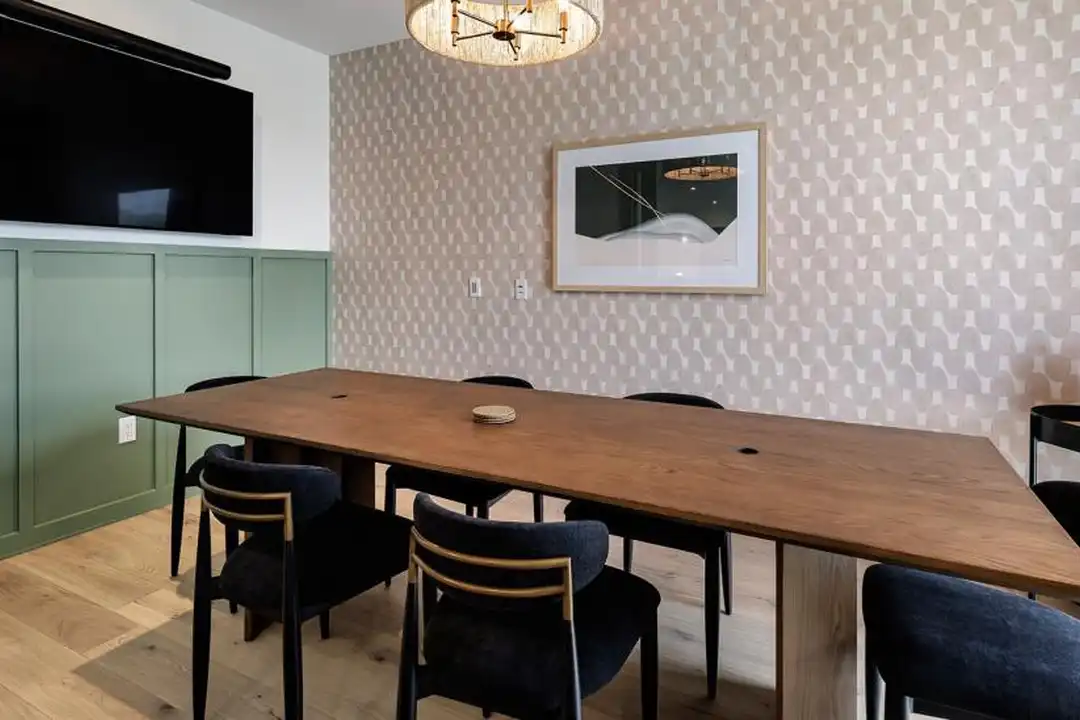 Apartment in Austin - More