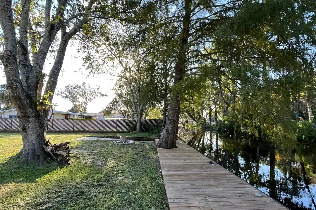 155 Elsie Dr unit 1 - View 2