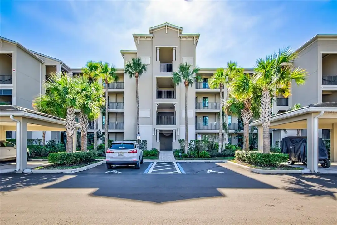 17724 Gawthrop Dr unit 202 - View 2