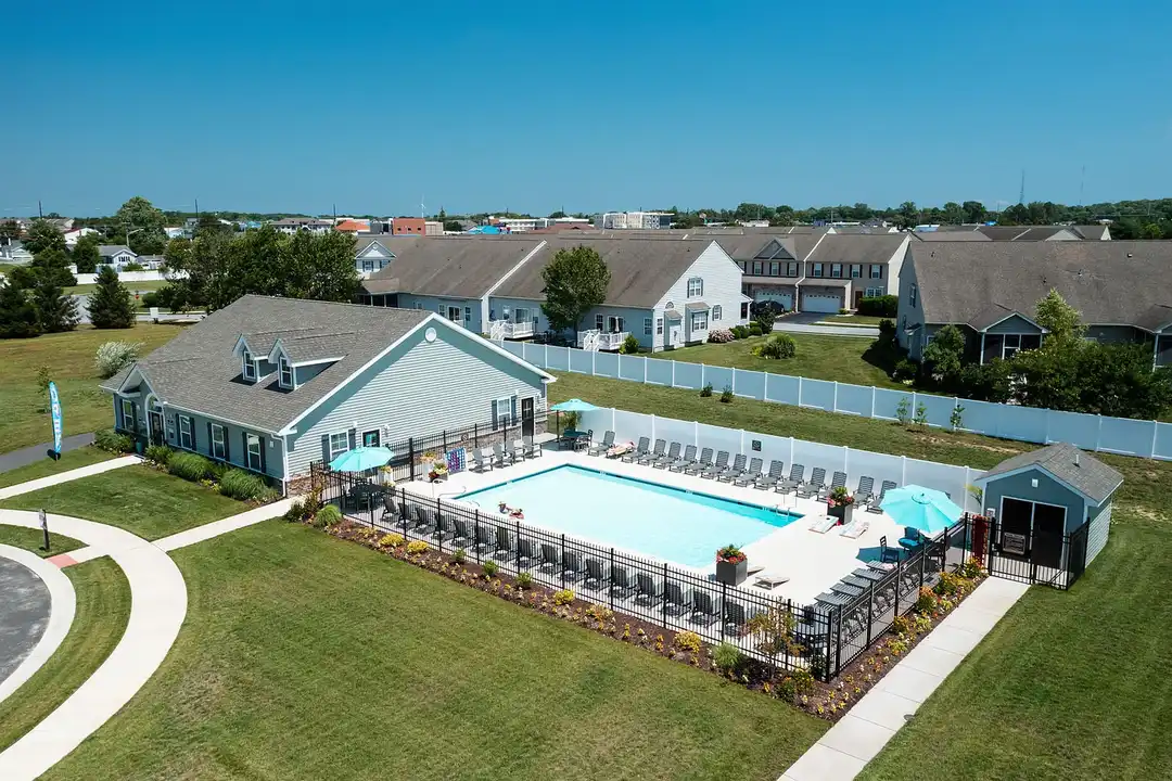 Coastal Tide Apartments 33451 Mackenzie Way Lewes, DE Rent.