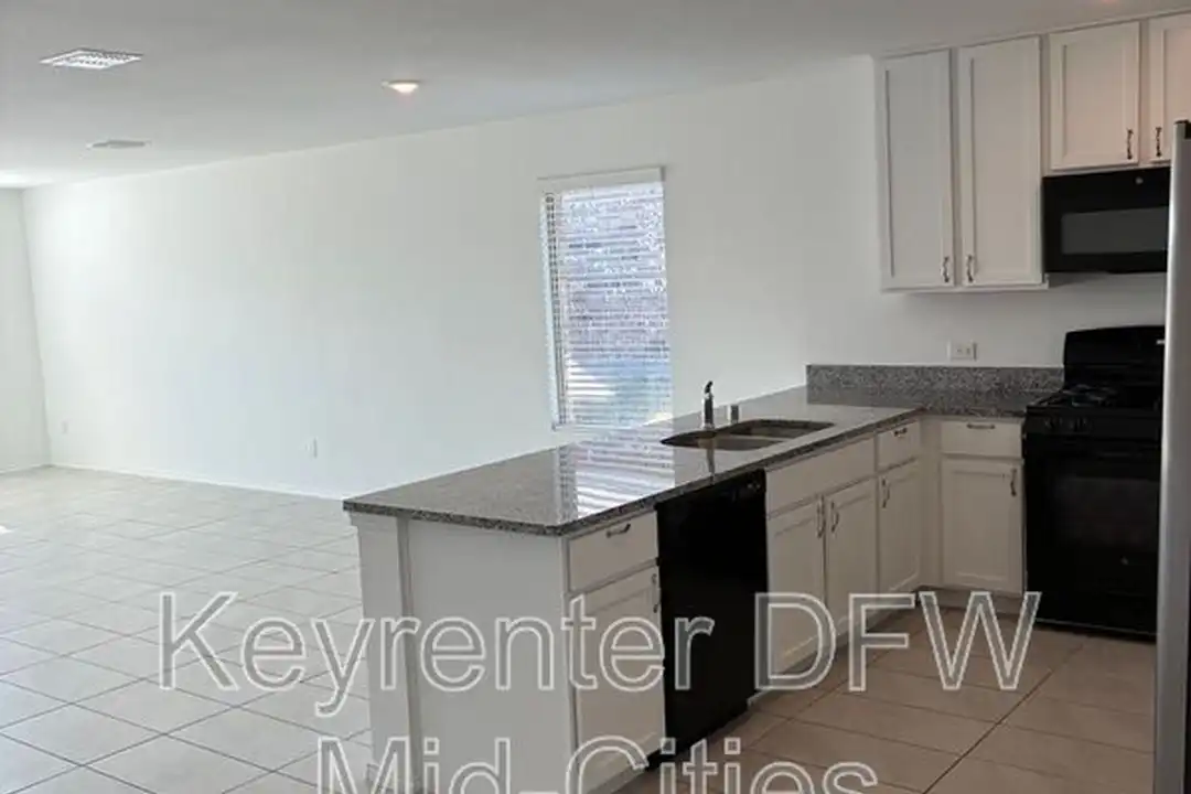 2840 Eppright Dr - View 3