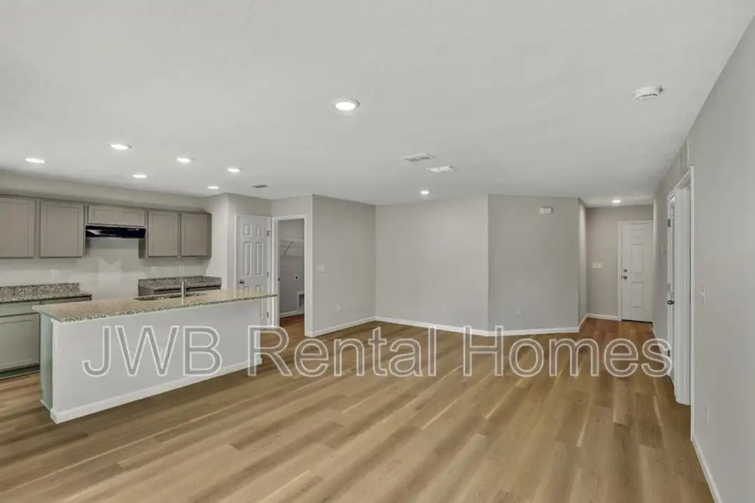 9141 12th Ave – pohled 4