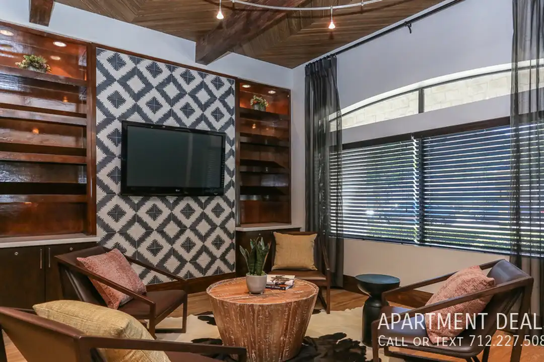 19008 Mission Park Dr - View 3
