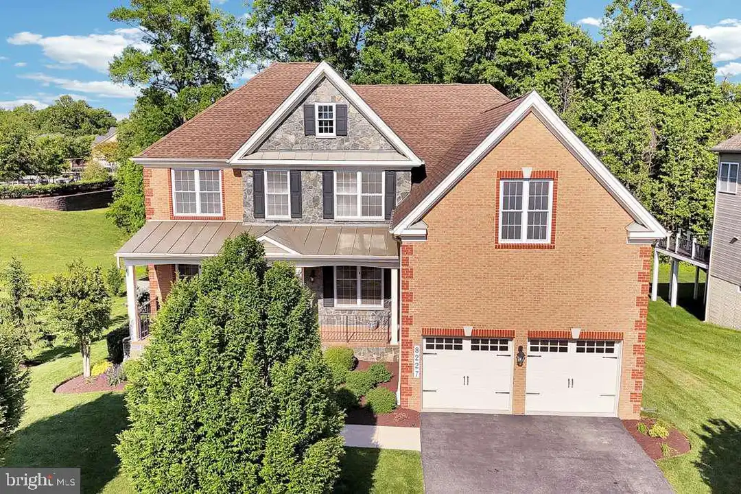 8227 St Francis Dr - View 3