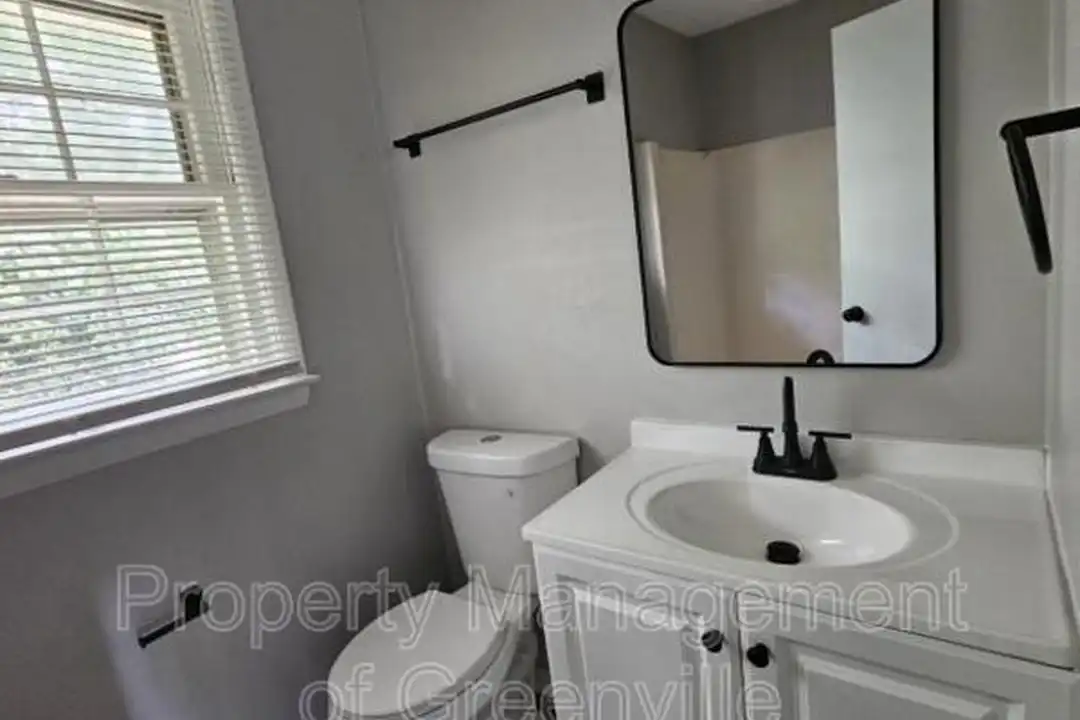 6526 White Horse Rd unit 9A - View 6