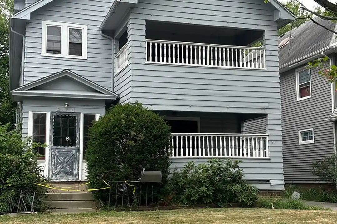 2179 Edgewood Rd unit Unit Down – photo 1