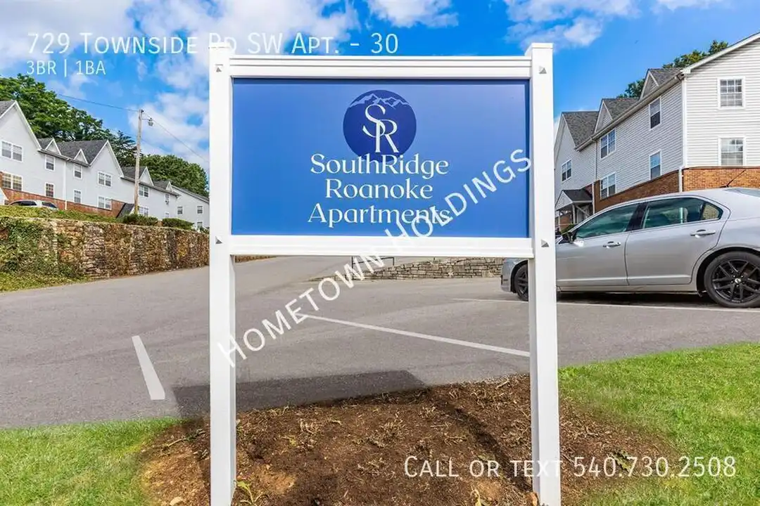 729 Townside Rd SW – photo 1