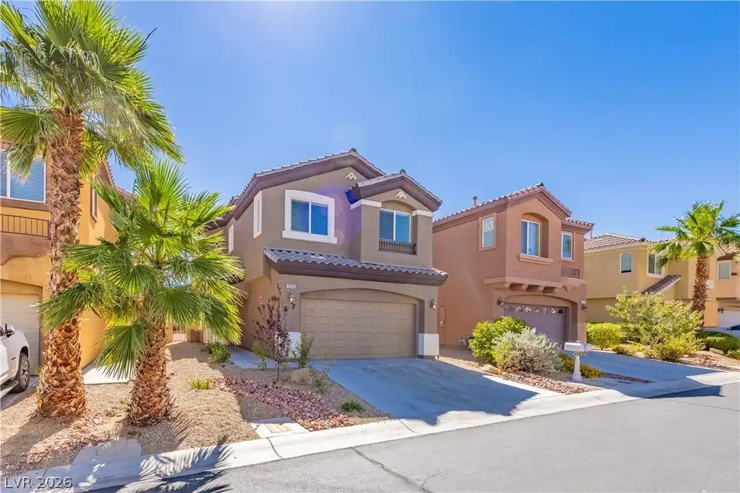 212 Fairway Woods Dr - View 3
