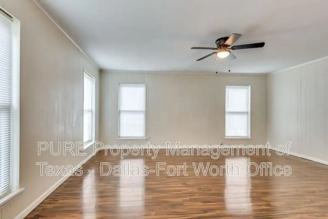 1224 Parkwood Pl - View 5