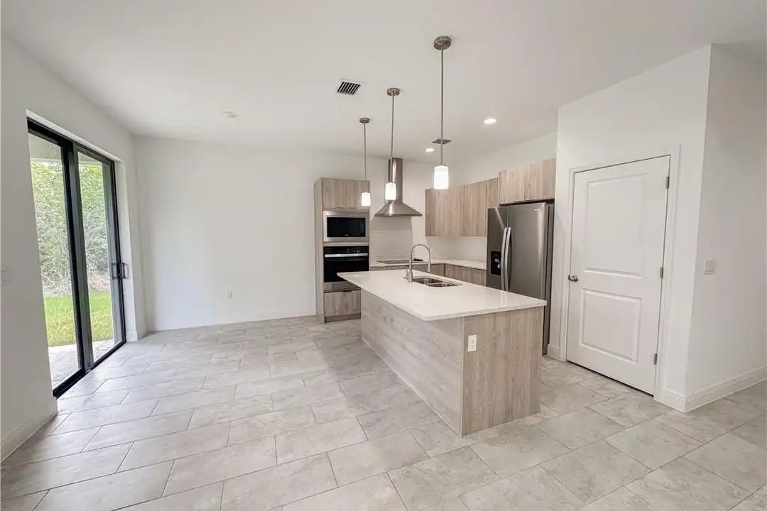 7016 Palpano Cir - View 4