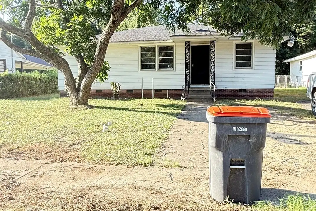 409 Park Pl – photo 1