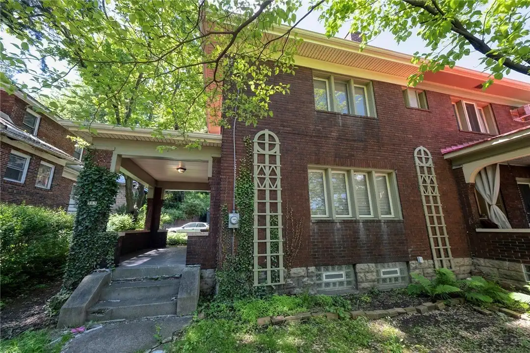 House in Pittsburgh - View 6