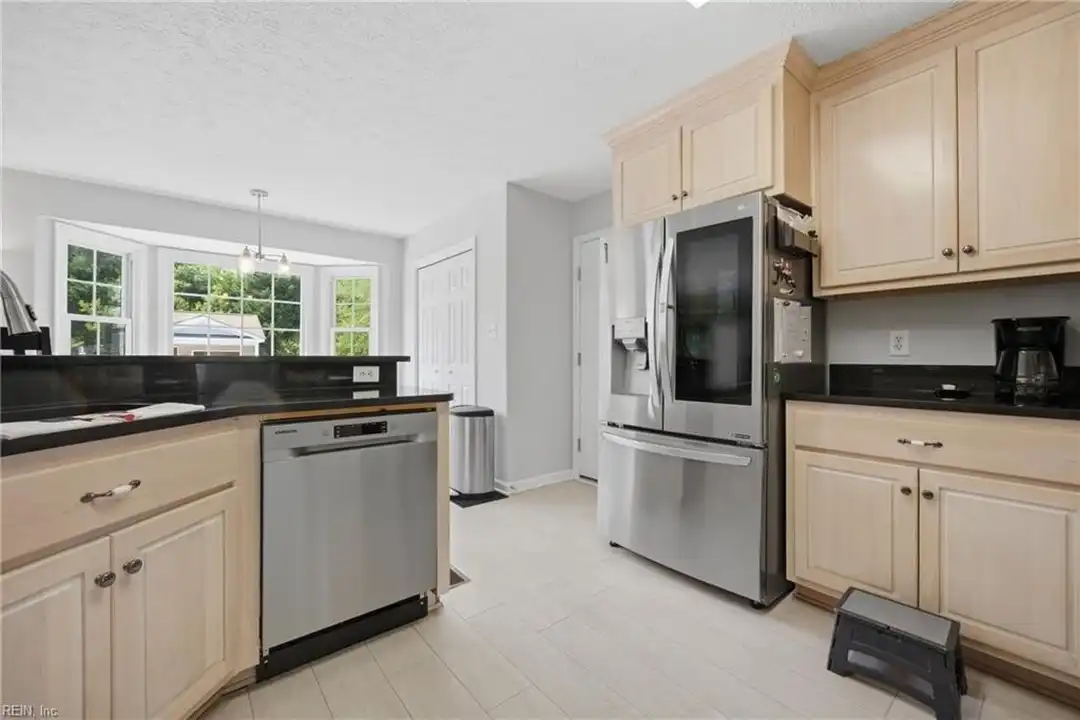 103 Jessica Dr - View 5
