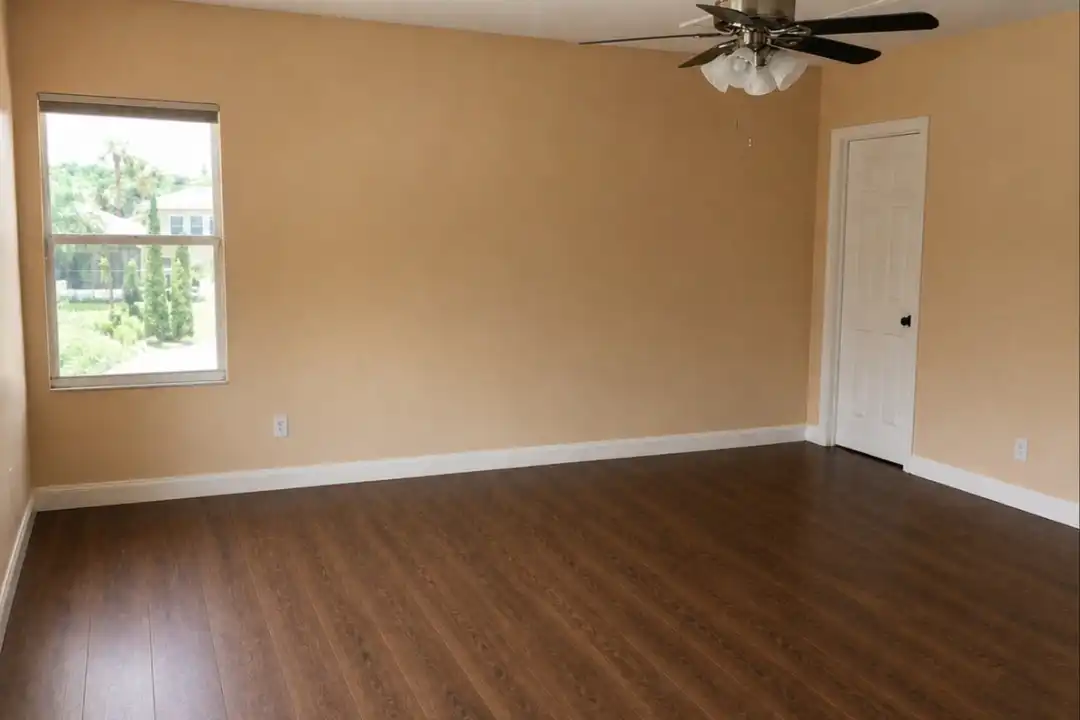 10847 Barbados Isle Dr - View 4