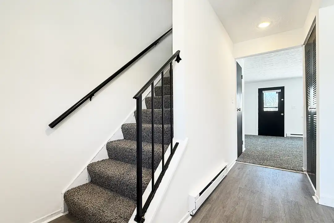 134 Gluck St – photo 1