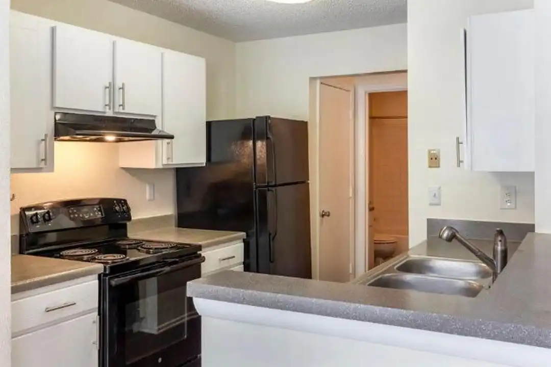 7916 Harris Hill Ln - View 2