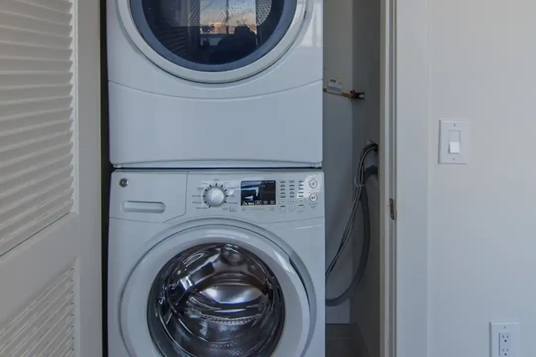 136 Oakland Ave unit 3K - More