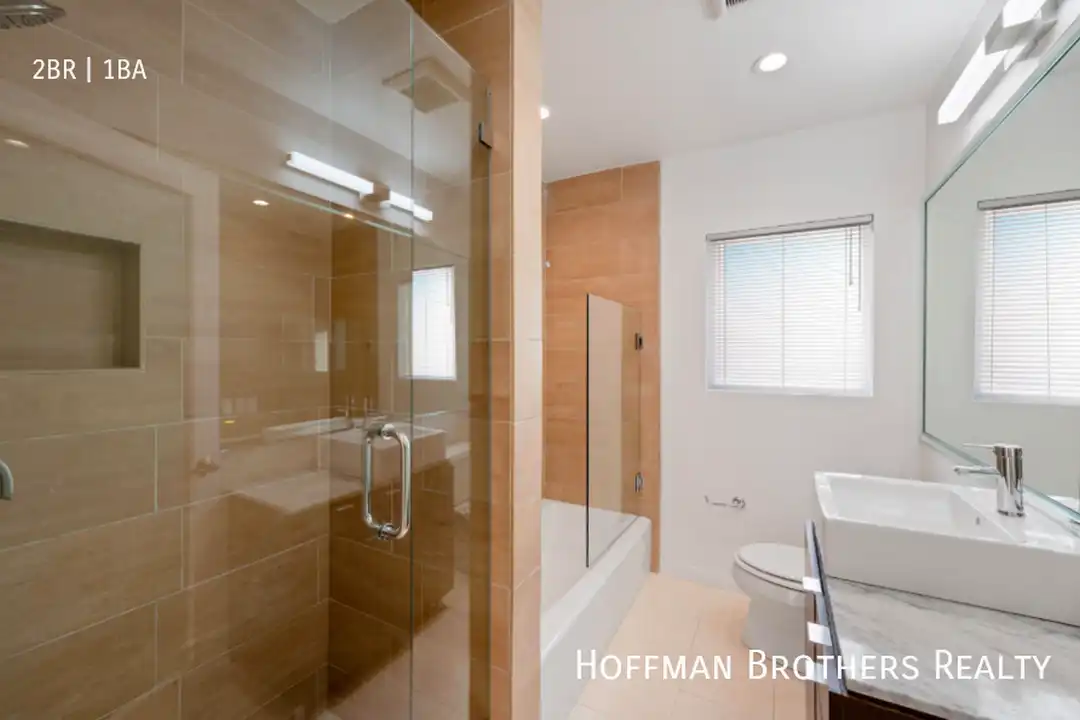 1117 Cochran Ave - View 5