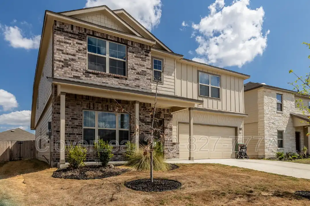 709 Stonemanor Bay - View 3
