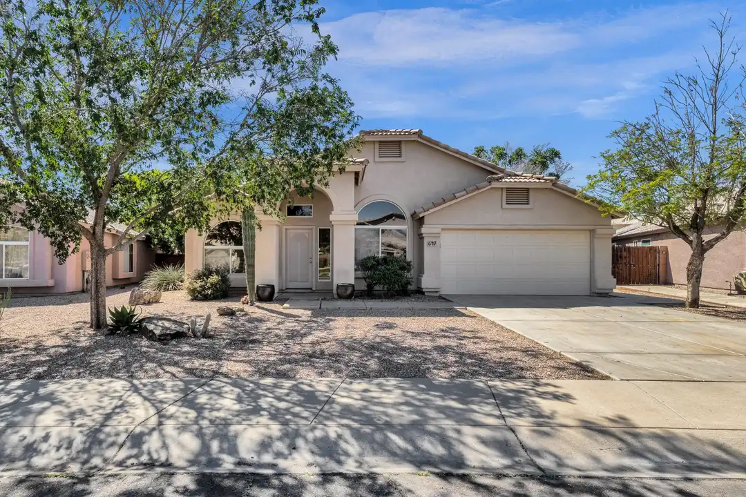 647 W Fremont Dr - View 3