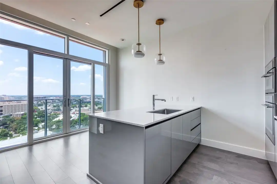 123 Lexington Ave - View 6