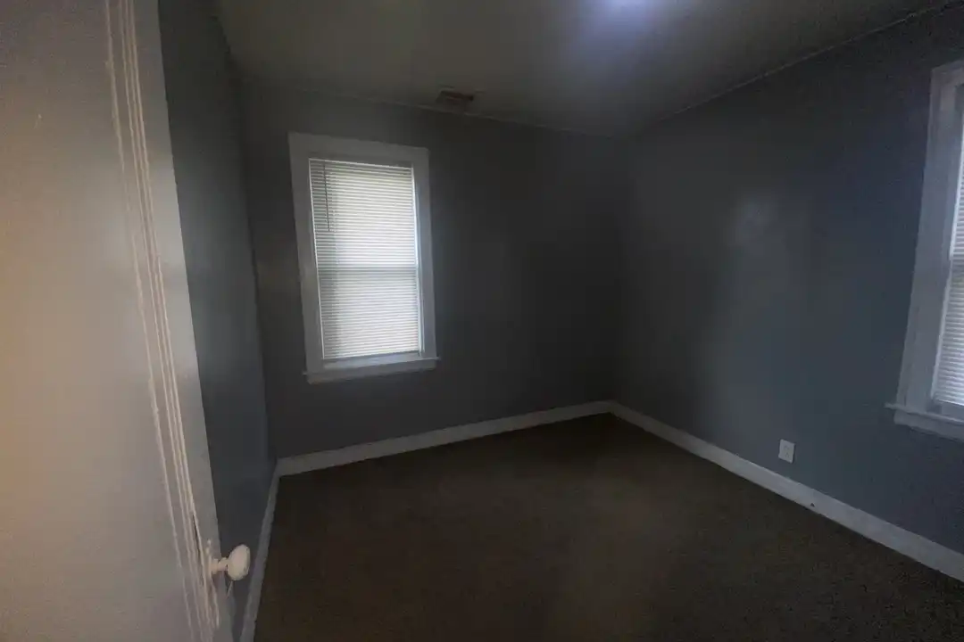 3831 Waverly St unit 2 - View 6