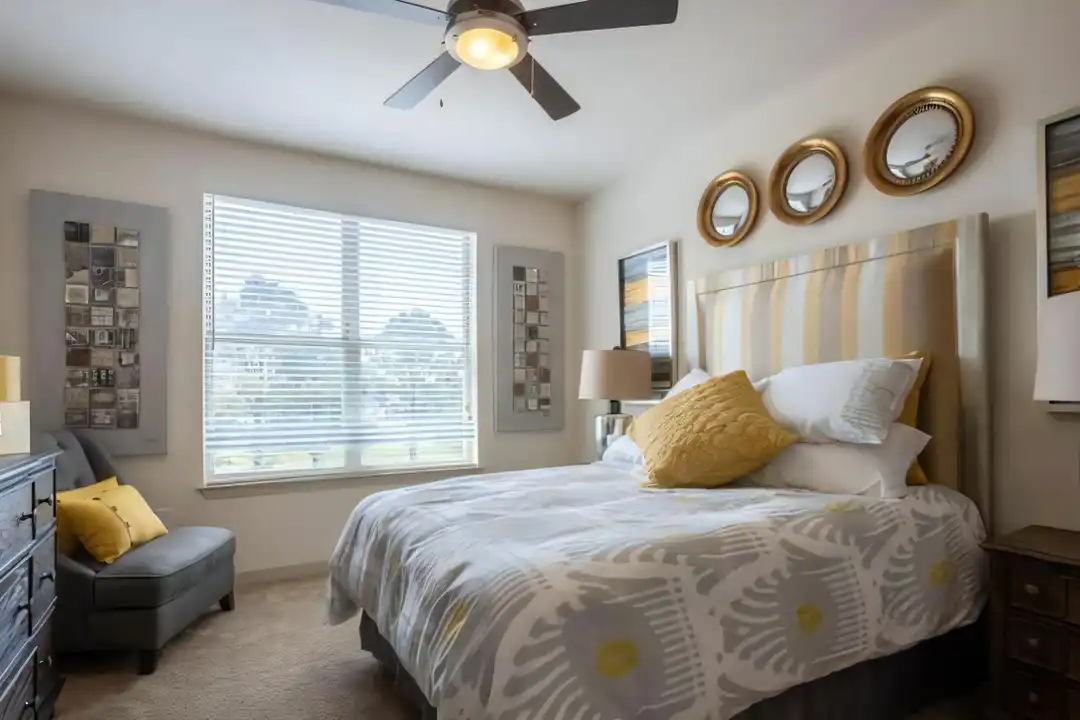 11745 W Broadway St unit # 11778 - More