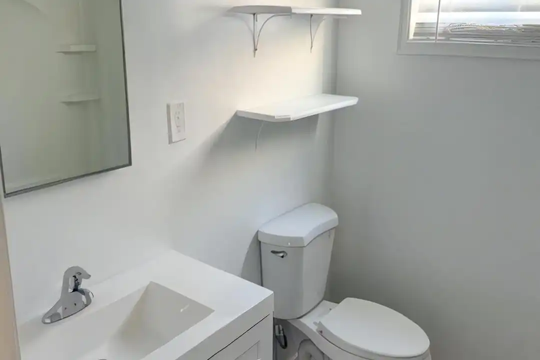 1403 Obispo Ave unit 3 - View 5