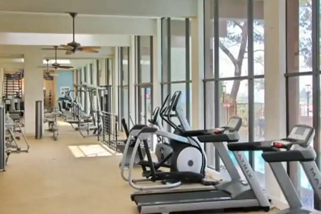 Azure Glendale - View 5