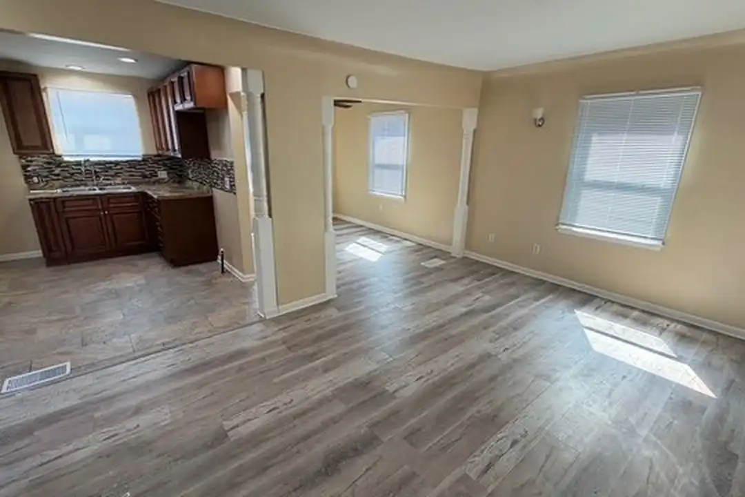 14828 Heyden St - View 6