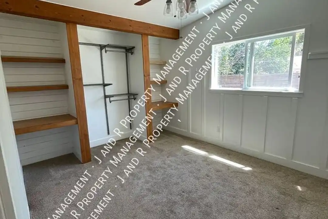 9628 Helio Dr - View 6