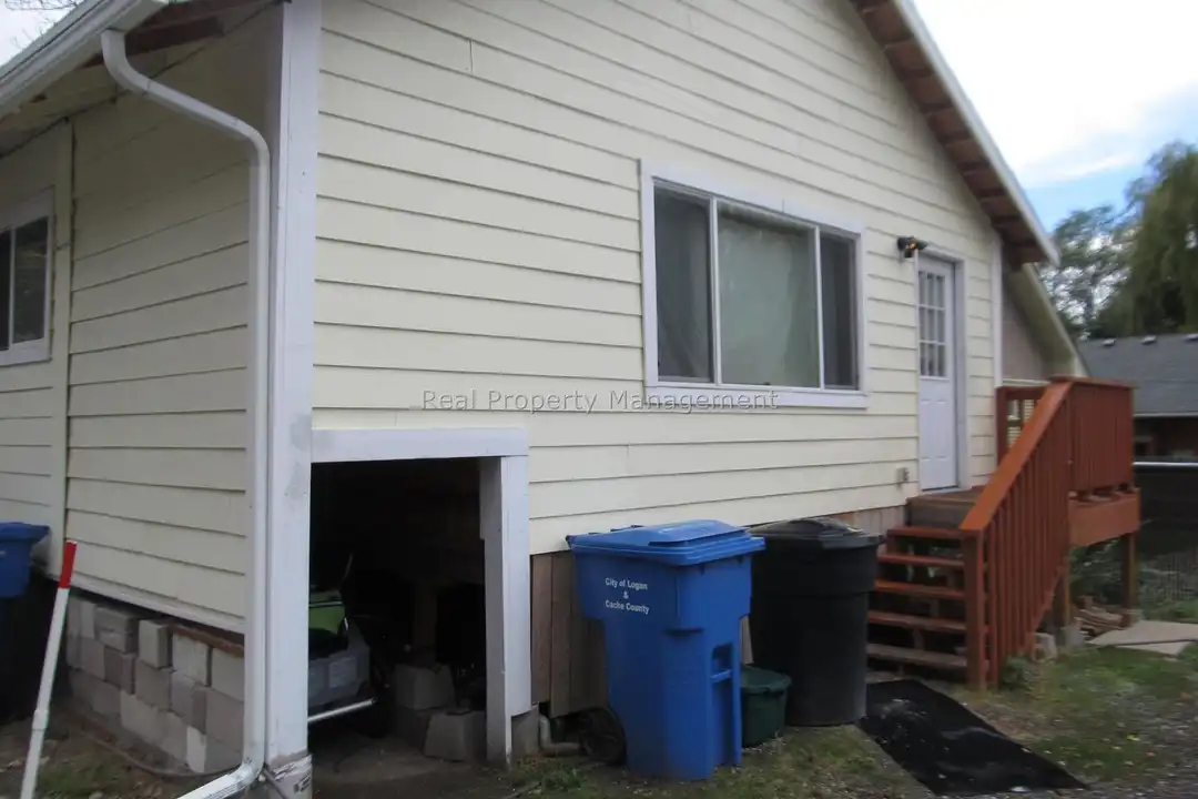 245 E 300 N unit 245 E 300 N #A - More