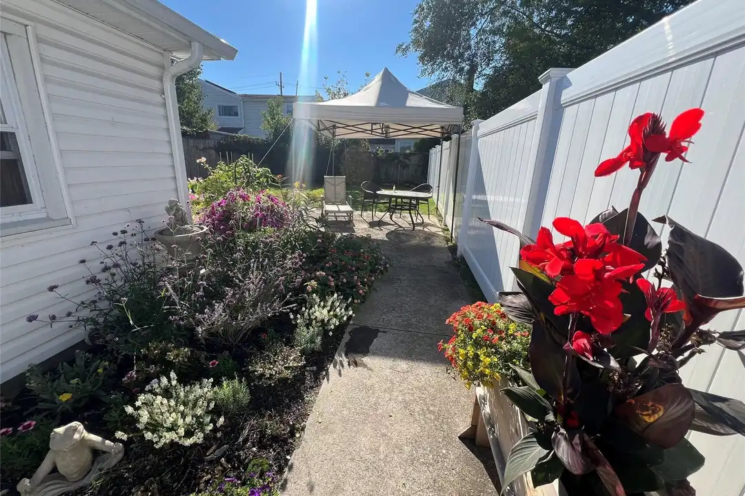 79 Radcliffe Rd #2 – photo 1