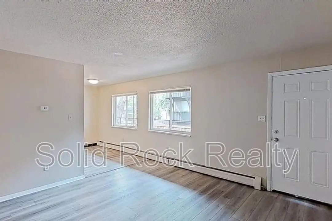 Apartment in Colorado Springs - View 4