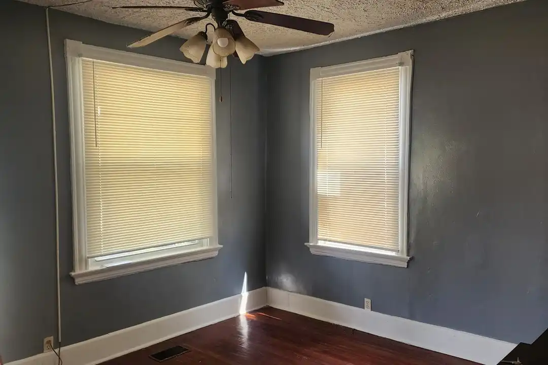 House in Cincinnati, Madison-Stewart Historic District, Madisonville - View 3
