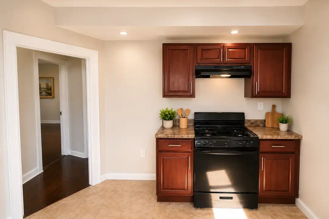 58-60 Clinton Pl unit 2d – photo 1