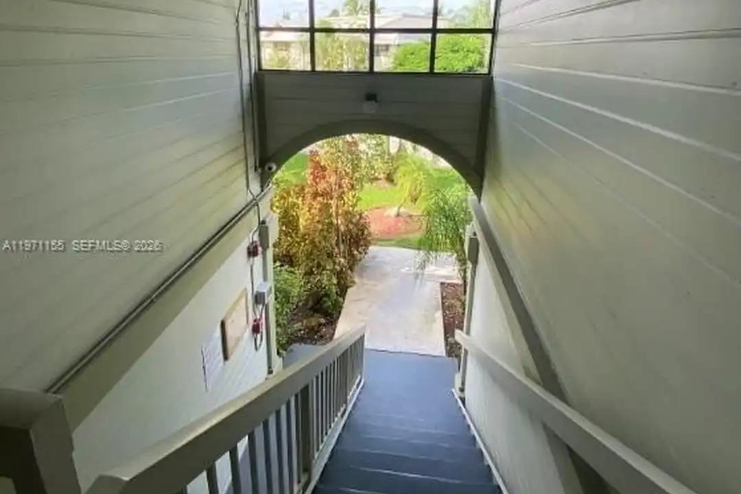 811 NE 199th St #202-33 - View 3