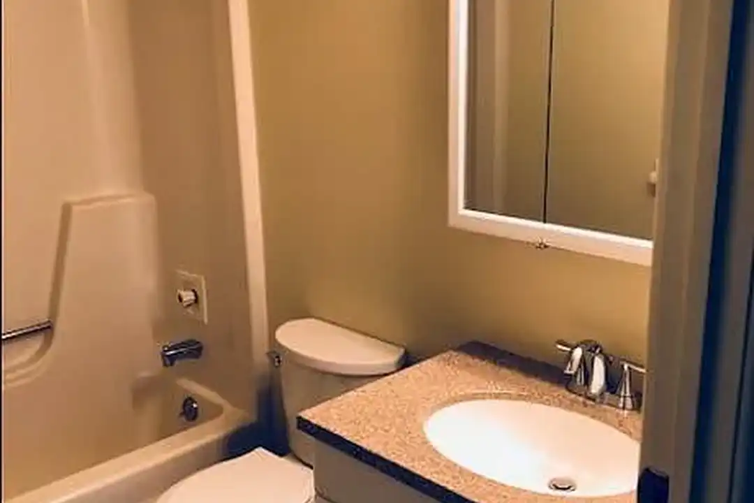 Edinboro Country Square Apartments – photo 1 of 8