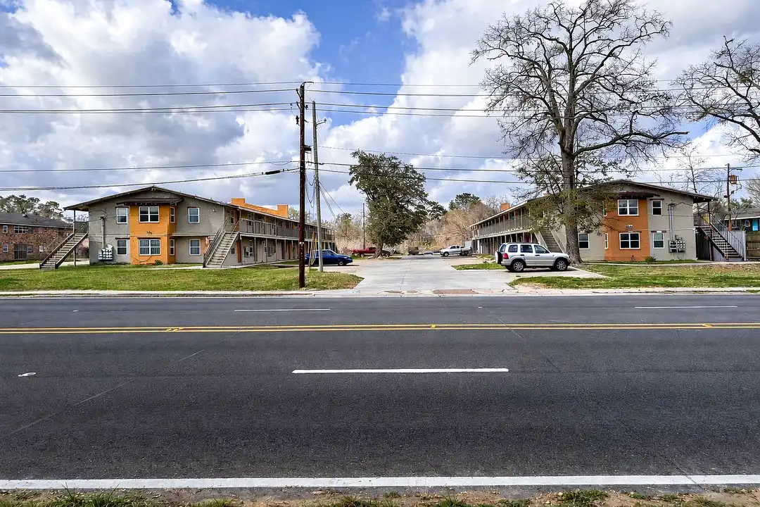 5515 & 5523 Prescott Road – photo 1 of 7