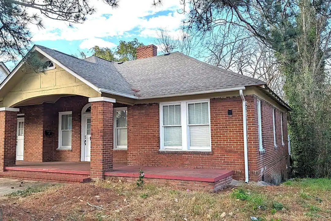 2763 Vineville Ave – photo 1 of 9