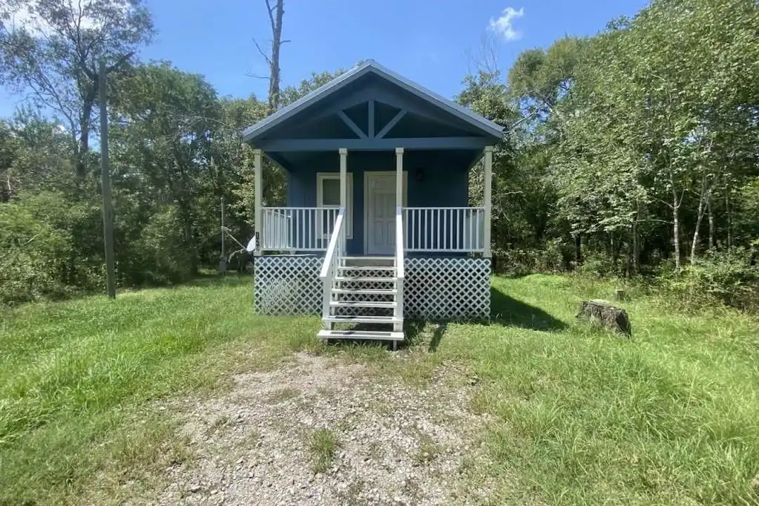 129 Shoreline Dr - View 2