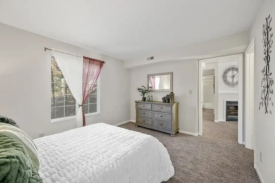 The Enclave – photo 1 of 61