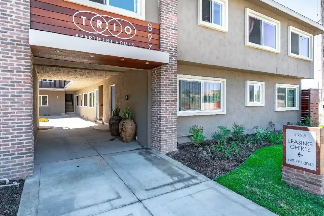 879 Center St unit 897-05 - View 2