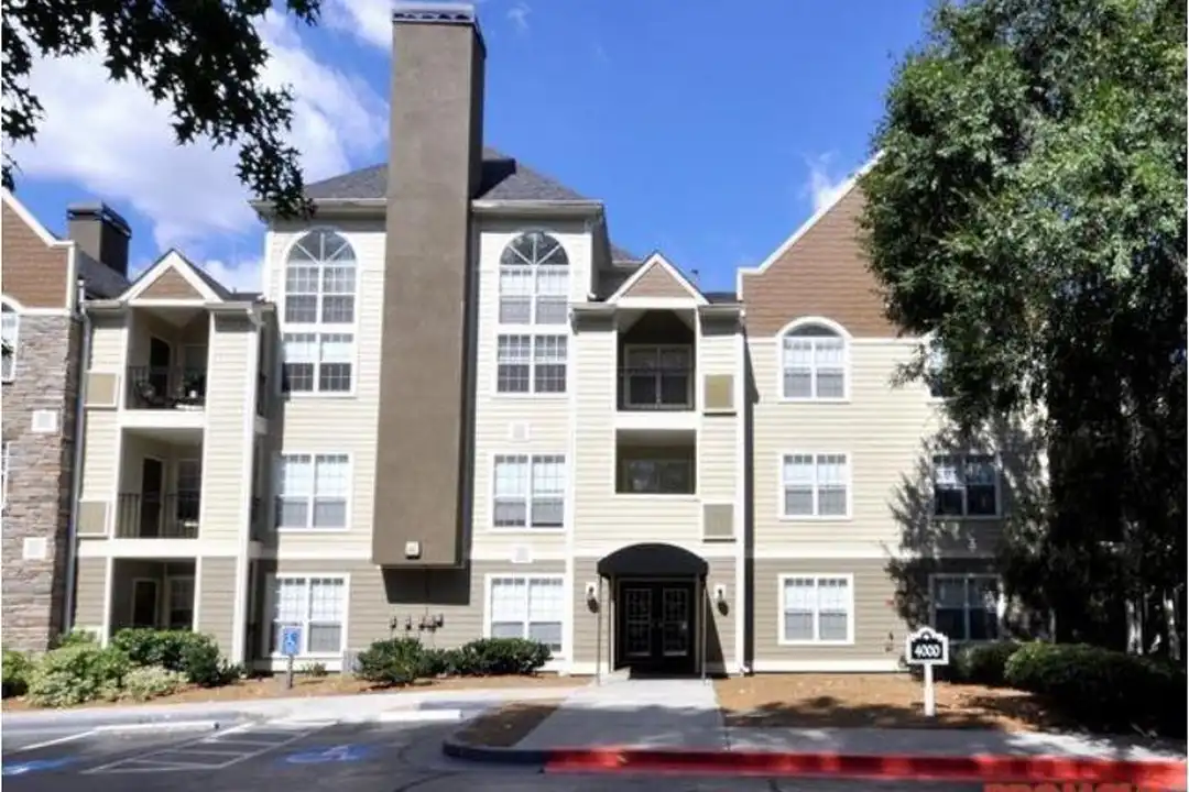 2124 Gables Dr NE unit 2114 – photo 1