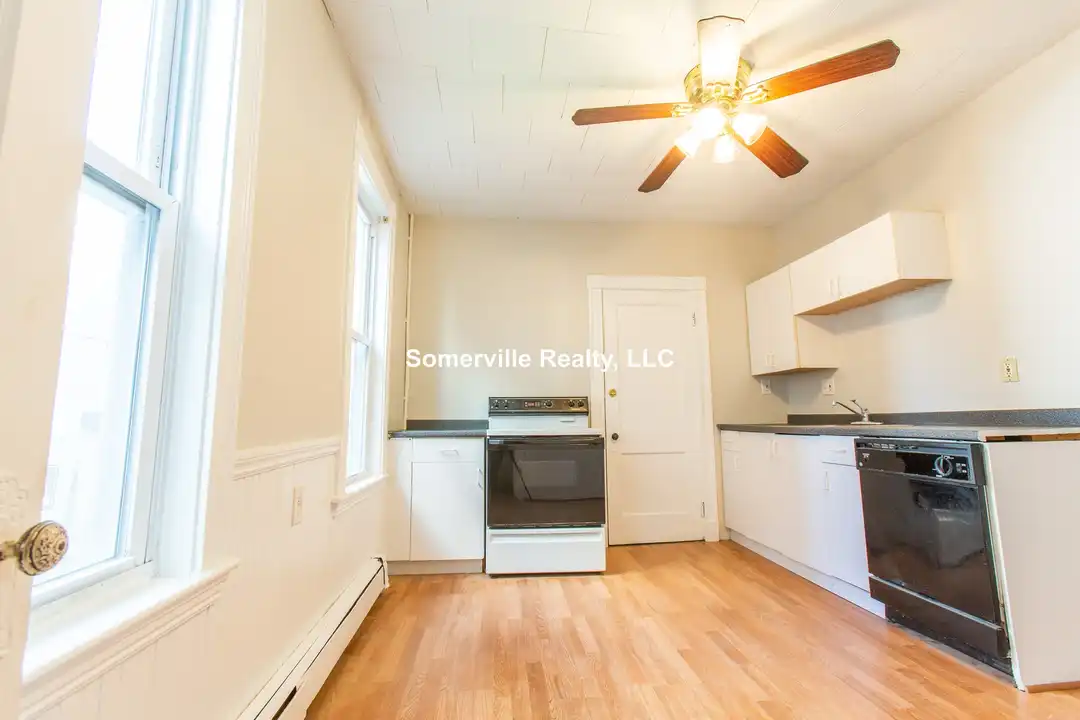25 Ashford St unit 1 – pohled 6