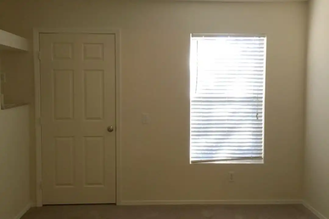 Apartment in Zephyrhills - View 6