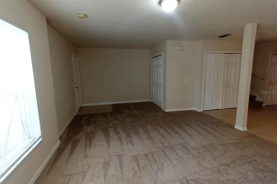 880 E Columbia Ave - View 5