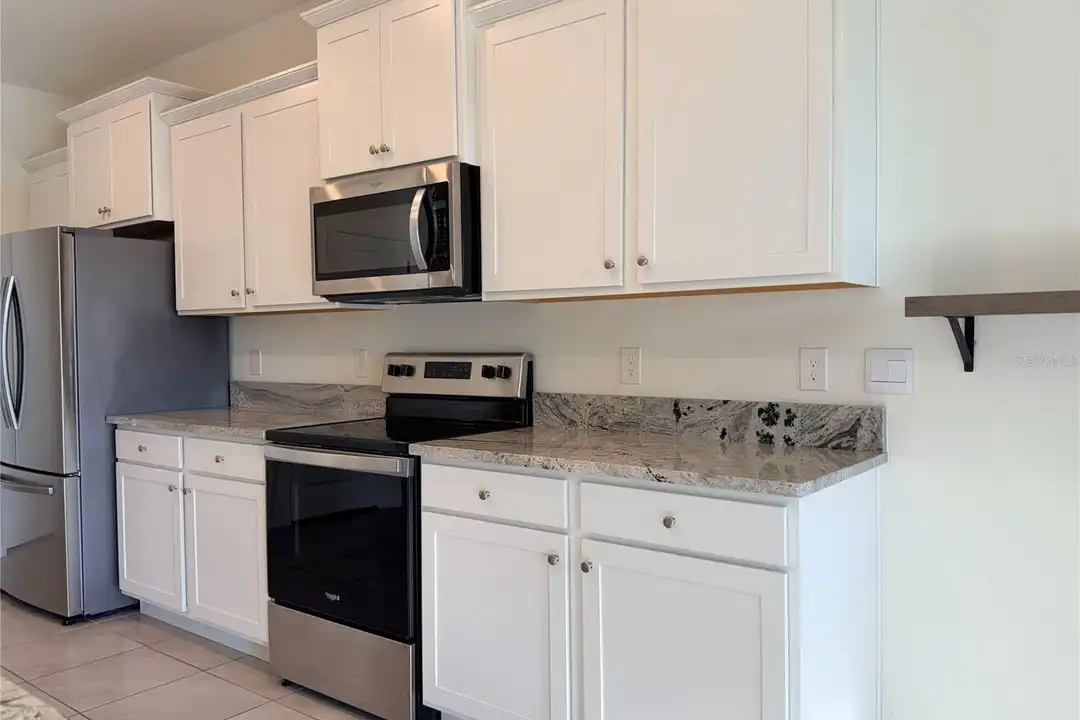 8313 Wheat Stone Dr - More