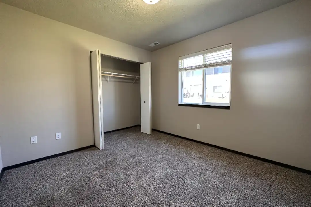 301 E Ivy Rd unit 1 - More