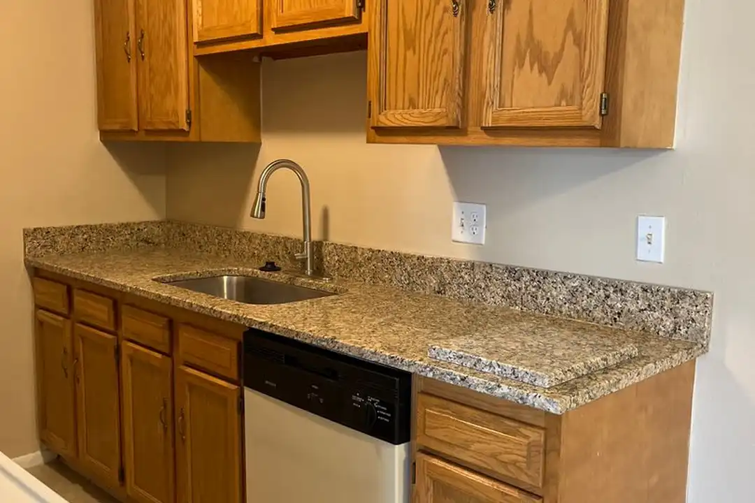 5840 Buckeye Ln unit 65-15 – photo 1 of 7